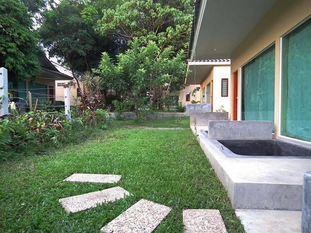 Villa De Mama Rawai エクステリア 写真