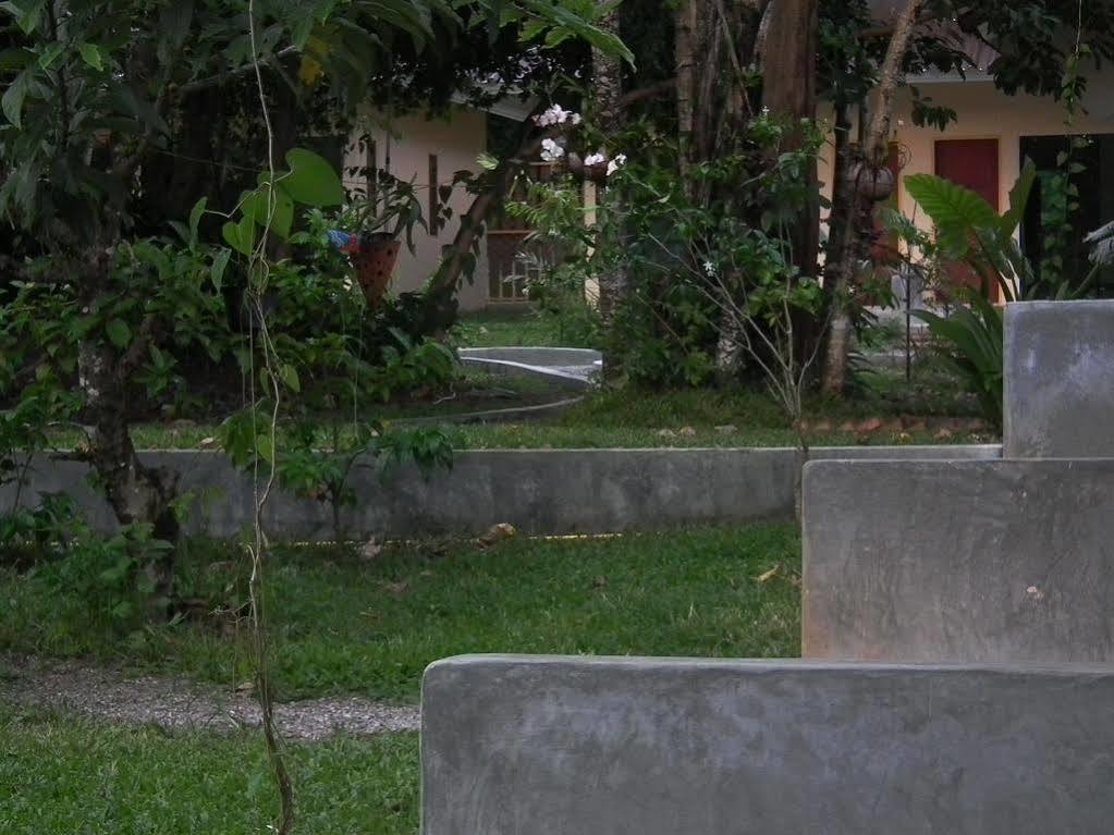 Villa De Mama Rawai エクステリア 写真